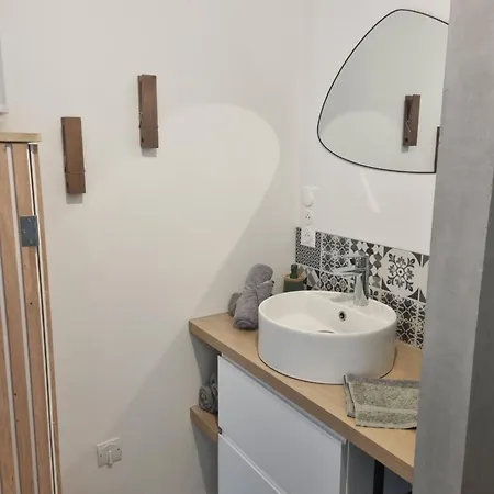 Boheme En Cevennes - O Jardin D'a Cote Pour 2 Pers Max * Avèze