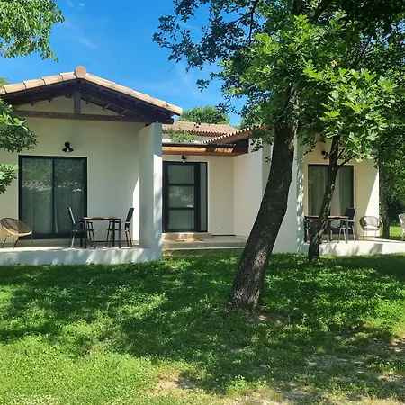Apartment Boheme En Cevennes - O Jardin D'a Cote