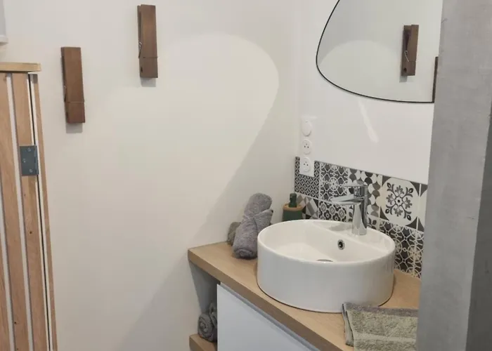 Boheme En Cevennes - O Jardin D'a Cote Pour 2 Pers Max * Avèze