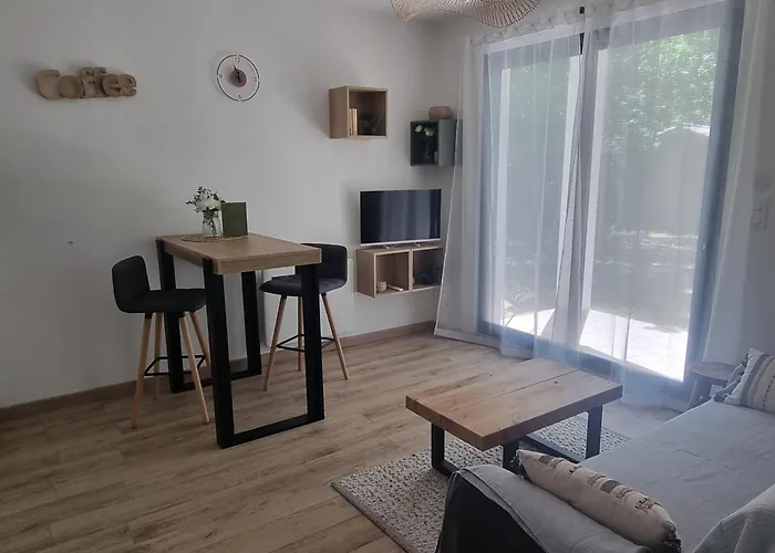 Apartman Boheme En Cevennes - O Jardin D'a Cote Pour 2 Pers Max
